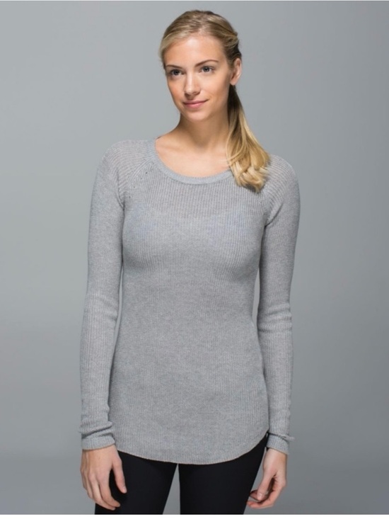 lululemon athletica Sweaters - Lululemon Cabin Yogi Long Sleeve Sweater Heathered Light Grey Cashmere Blend